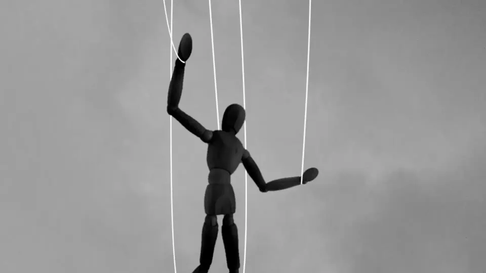 Synthetic Personas, Stochastic Theater: Why LLM Outputs Aren't Qualitative Insight